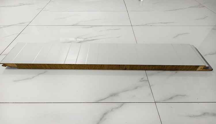 950型聚氨酯封边岩棉复合板